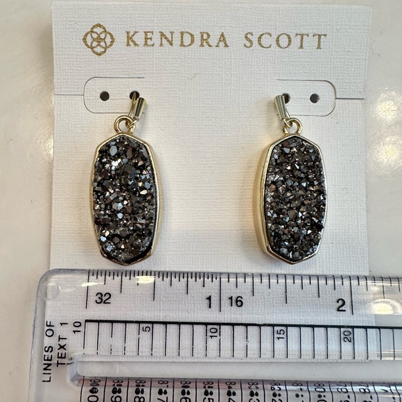 NWOT!! Danay earrings. Platinum drusy - Picture 4 of 6